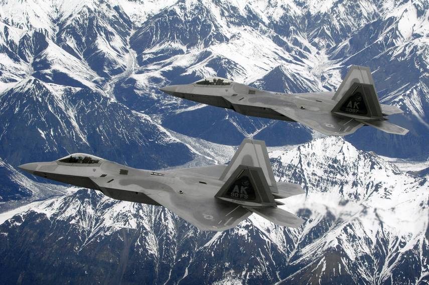 F-22 «Раптор» – главный истребитель в составе “USAF Dream Team 2030 по версии Локхид – Мартин” 